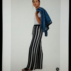 H&M Wide Legged Pants